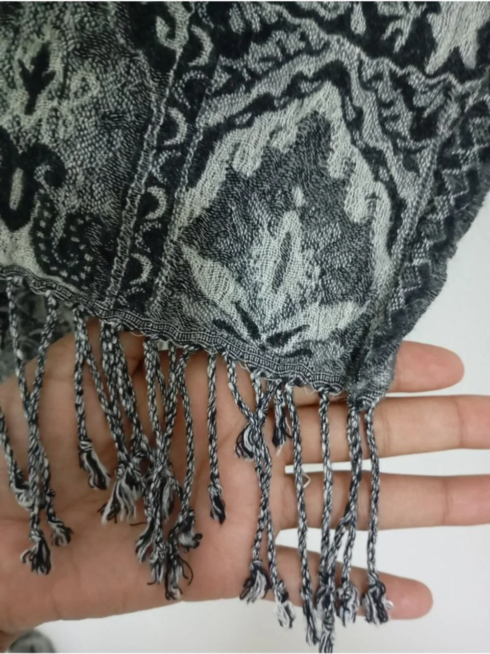 Lucky Wrap Scarf Paisley Fringe Wool Blend Black & Gray